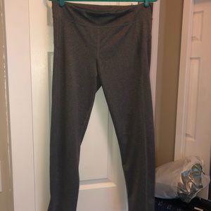 gray leggings
